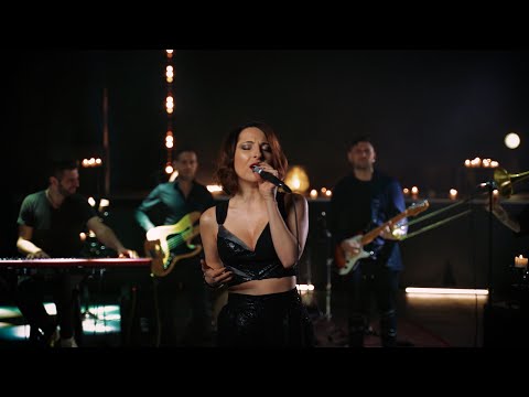 Lina Nikol - Under your skin (Video Performance)