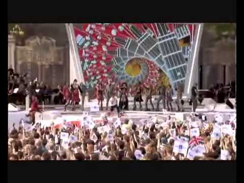 Ricardo Afonso We Will Rock You and We Are The Champions live London 2012