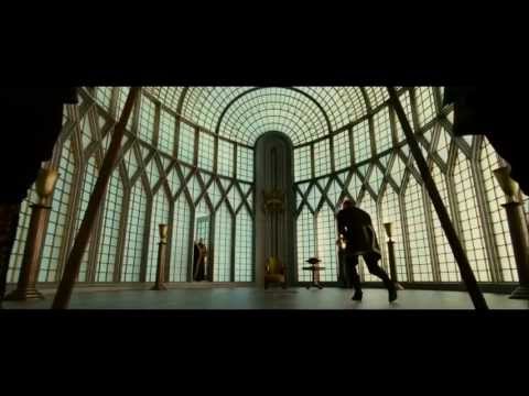 The Golden Compass  - Official Trailer [HD]