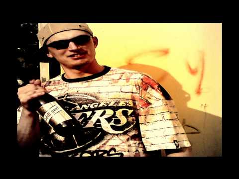 DJ 2Lewe & MC Robak - Wyszedłem z domu na chwile