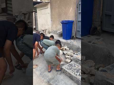 لكيت فلوس بالكاع شوف اصار