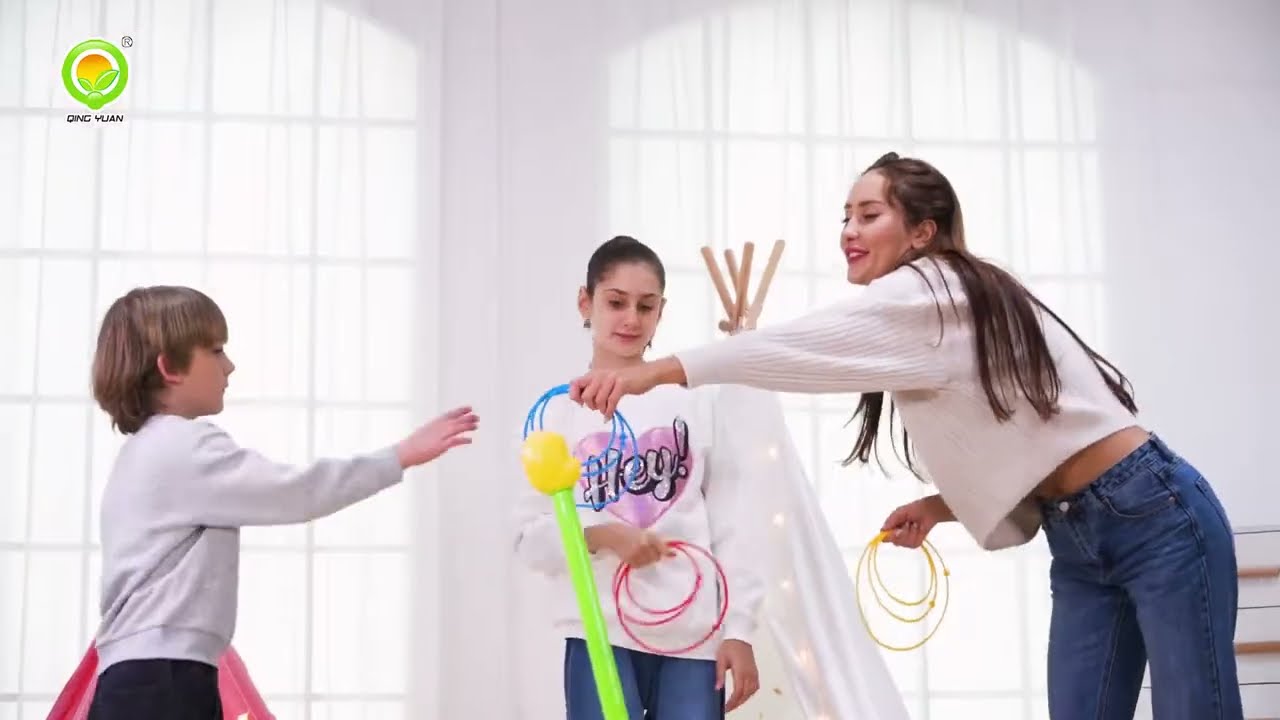 Izgő-mozgó madárka ügyességi karikadobáló társasjáték videó