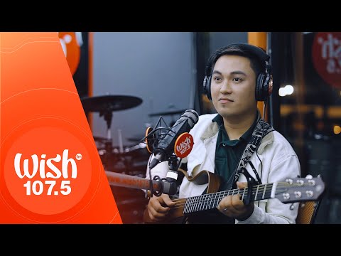 Caloy Quemada performs "Paubaya" LIVE on Wish 107.5 Bus