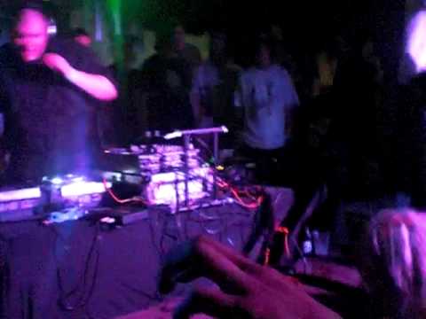 Sadhu b2b Rekoil set START at Death By Decibels Tour 7/26/13