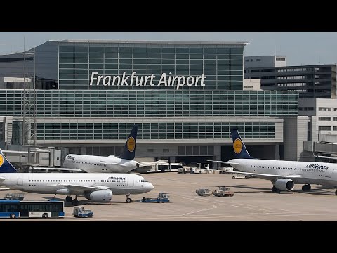 Visão geral do Aeroporto de Frankfurt Alemanha Terminal 1 saguão da lufthansa