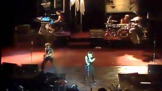 U2-October/New Year&#39;s Day (Red Rocks 1983) 1080p 16:9-full HD