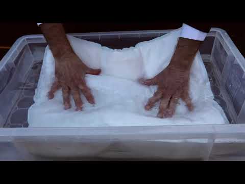 FloodSax transformed into an instant 'sandbag'