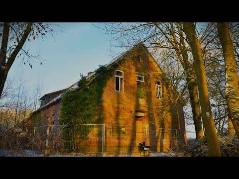 Lost Place Friesland Ruine Bauernhof / ehemaliges Domizil eines Motorradclubs