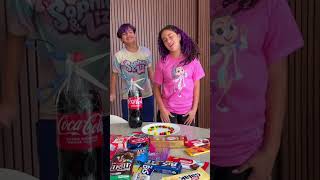 O CHINA ME DESAFIOU NO PEDRA PAPEL TESOURA ! *turma da SOPHIA