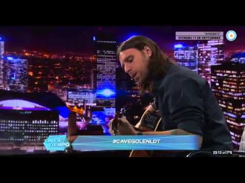 Cavenaghi Cantando Àrbol-Fantasma