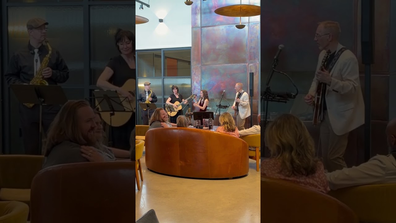 Promotional video thumbnail 1 for Blue Moon Jazz