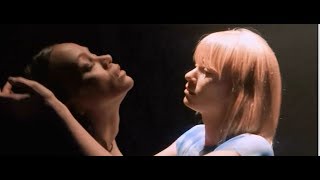 Sia's work with Zoe Saldana &amp; Julianne Moore Free ME