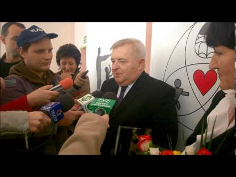 Konferencja prasowa w dawnym Domu Kultury Małyszyn