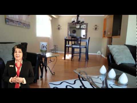 Burlington Home For Sale - 904 Cloverleaf Drive