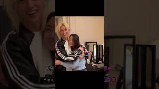 Download lagu The difference😭😂 #felix #bangchan #straykids #hannah #siblings #skzedit #sweet #funny #skz #chanlix mp3