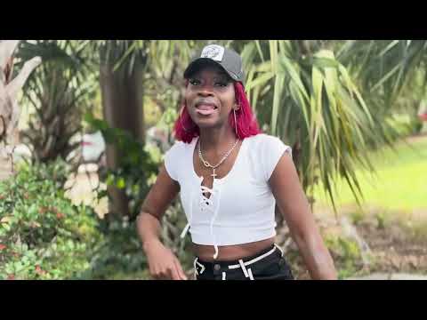 LBG (LuL Black Girl) “Klick Klack official music video”
