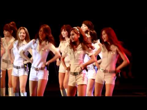 [Fancam] 110517 Happy Taeyeon - Gee @ Hanyang University Festival