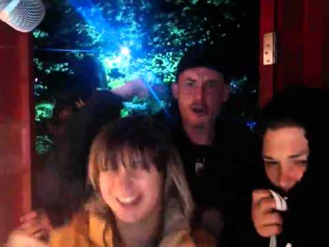 Kelburn Garden Party Video Labs 113