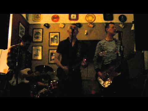Peoples Republic of Mercia - Not Good Enough live at The King's Head Buckingham   00205
