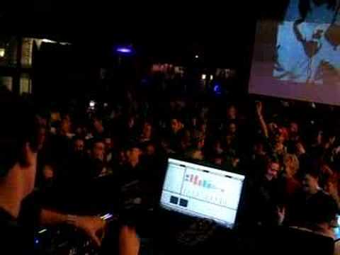 Junior Lopez // Flug Live @ City Hall Part 2