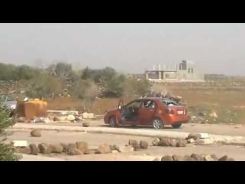 اشتباك عناصر الجيش الحر مع قوات الأسد في بصرى الشام في درعا