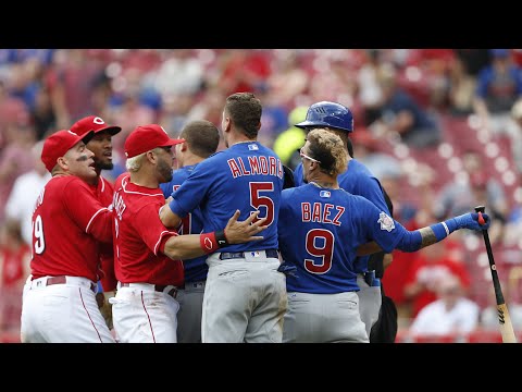 Benches clear in the Cubs-Reds game