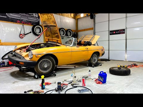 1975 MGB Clutch Brake and Fuel Work with Monkey Wrench Mike!! Will it Drive?? Part 1