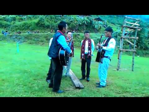 Sumi leku asu Khetoi ghami shikipili le song compose by Ashito k awomi