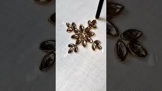 Download lagu Simple kundan stone work #aariembroidery #stonework #wedding #aariworkblouse #aariembroidery mp3