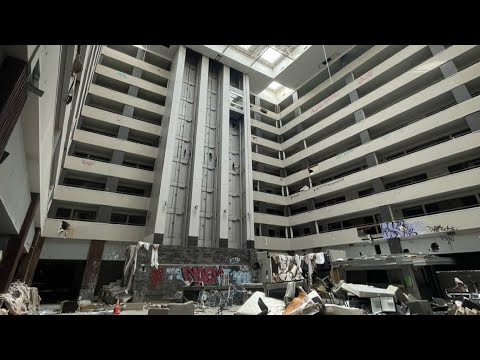 Abandoned Luxurious Embassy Suites Hotel in Detroit's ...