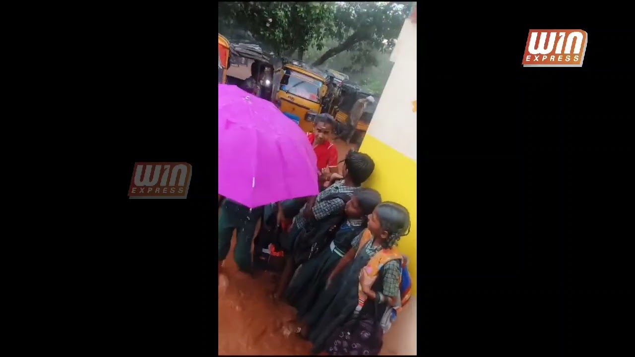 மேட்டுப்பாளையம் மகாஜன மேல்நிலைப் பள்ளியில் பயிலும் மாணவ மாணவிகளுக்கு பள்ளிக்குச் செல்வதற்கும் பள்ளியை விட்டு வீட்டுக்கு வருவதற்கும் பரிசல் கேட்டு பெற்றோர்கள் கோரிக்கை!