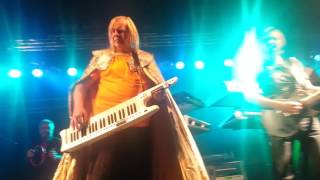 Rick Wakeman & The English Rock Ensemble - Keytar Battle - Barrow Hill Roundhouse, 09/11/15