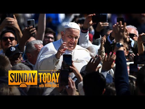 Pope Francis leads Easter Sunday Mass to tens of thousands