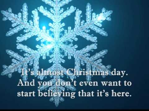 It's Almost Christmas - Gillian Tan