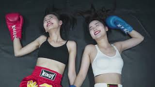 Download lagu Christmas 2021 Girls boxing mp3 Download lagu Christmas 2021 Girls boxing mp3