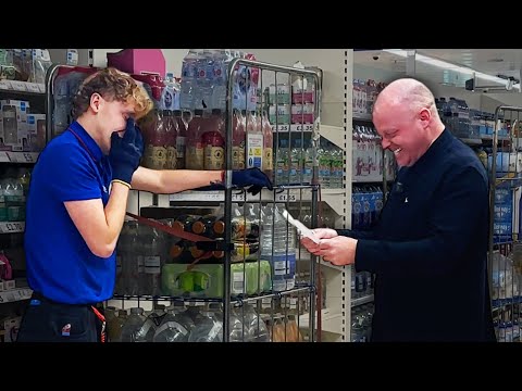 Awkward Shopping List Prank