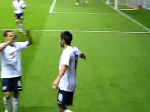 Clint Dempsey scores against Trinidad & Tobago