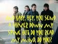 Arctic Monkeys - Cigarette Smoke lyrics 