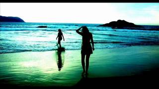 sneaky sound system - i'm not leaving