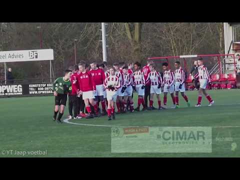 Voor aanvang SV Geinoord JO13-1 - DOVO JO13-1