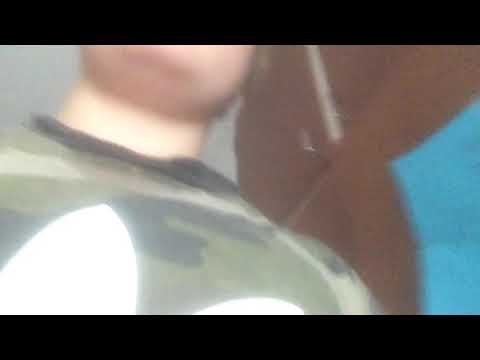 Drikker kaffe/cola.#asmr