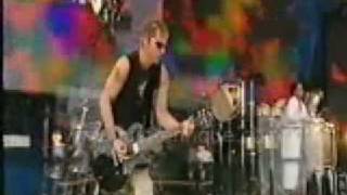 Enrique Iglesias - La Bamba (Live) (Party in the Park 2002)