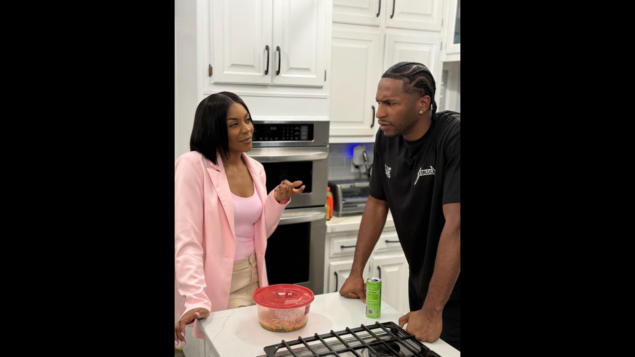 Ernestine asks Tre does he have her wallet!