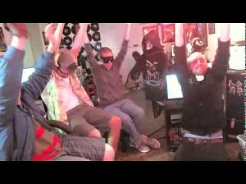 Mega64 Poorly Played Stream 65 HalloweenCast - Séance