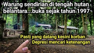 Download lagu A warung in the middle of the woods, all alone; many people suffering from depression visit here... mp3
