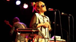 Cibo Matto discuss the theme of their new album (Live @ Littlefield 2013)