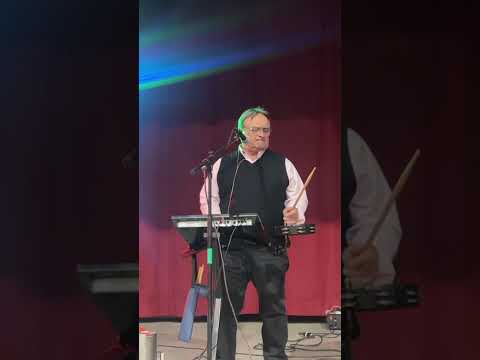 Horacio  Musical  en Carlos Pellegrini  santa fe