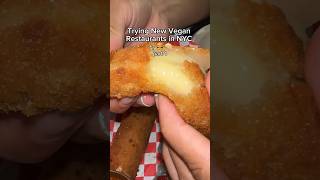 Ro&rsquo;s diner is a completely vegan diner that will leave you drooling over your food 🤤 #shorts