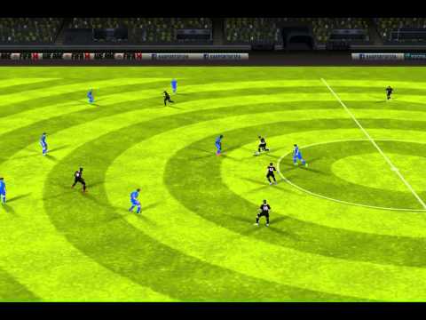 FIFA 14 on Apple iPad 2