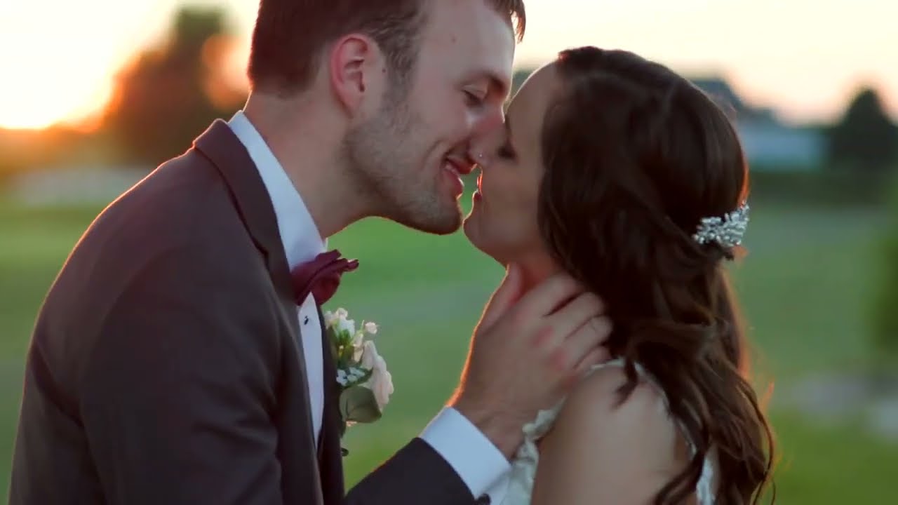 A Lakeside Wedding
